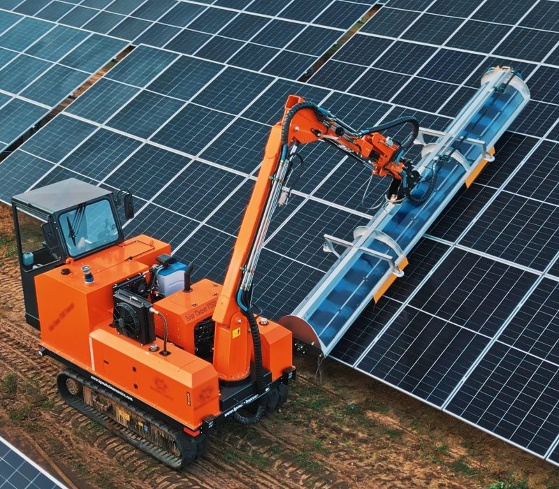 Usługa Mycia Farmy Fotowoltaicnej